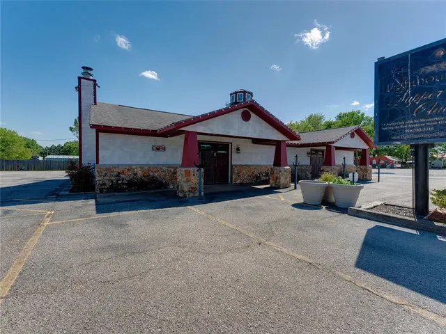 Photo 8 — 111 W Ketchum Avenue, Ketchum, OK 74349