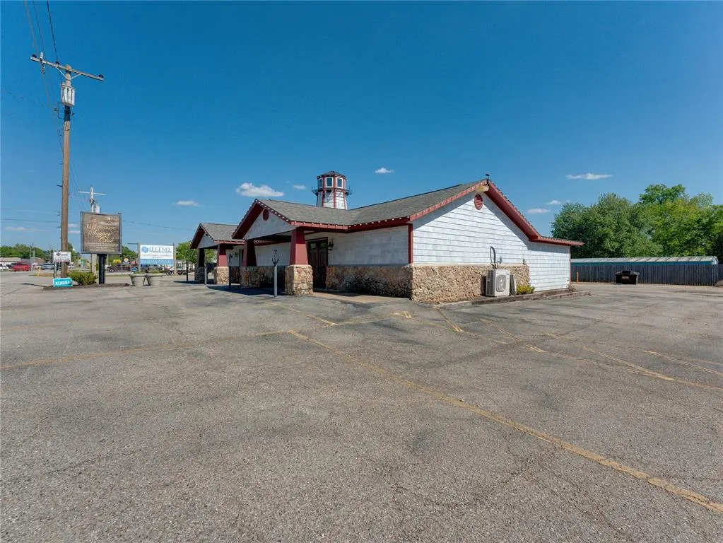 Photo 17 — 111 W Ketchum Avenue, Ketchum, OK 74349