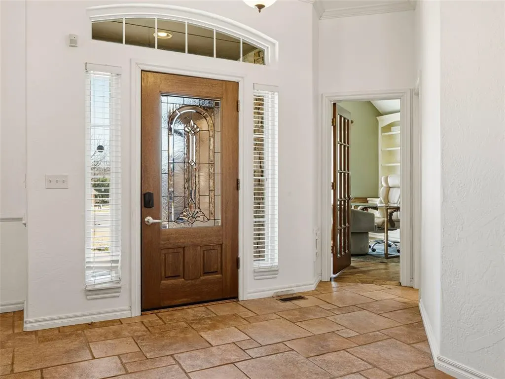 Photo 5 — 3913 Shortgrass Circle, Edmond, OK 73003