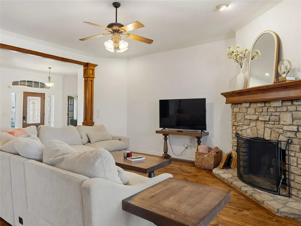 Photo 10 — 3913 Shortgrass Circle, Edmond, OK 73003
