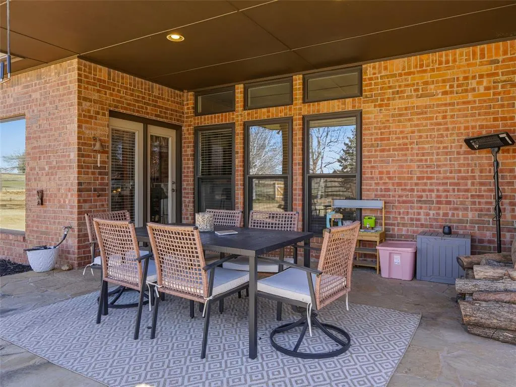 Photo 33 — 3913 Shortgrass Circle, Edmond, OK 73003