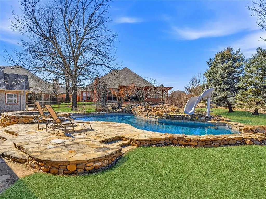 Photo 36 — 3913 Shortgrass Circle, Edmond, OK 73003