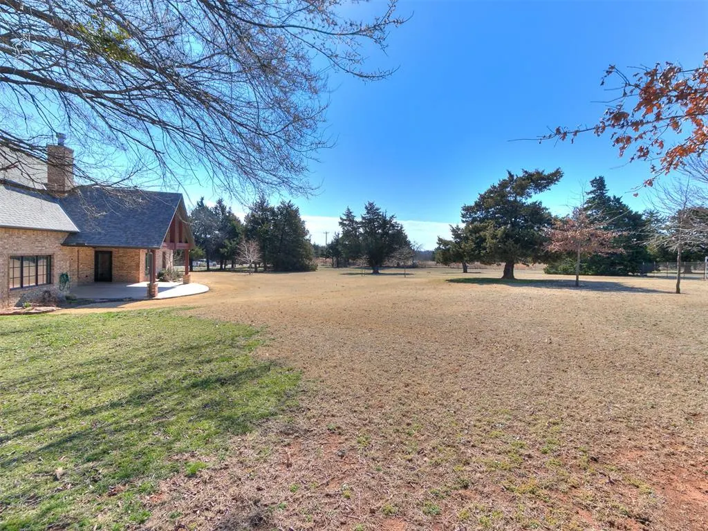 Photo 33 — 24801 N Post Road, Arcadia, OK 73007