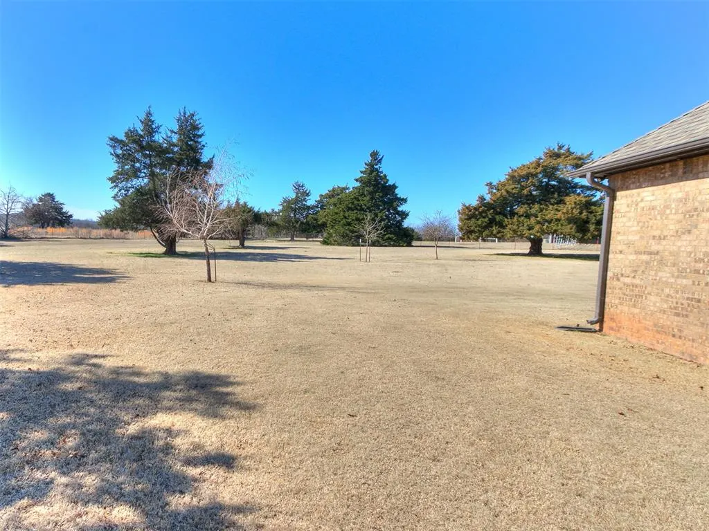 Photo 36 — 24801 N Post Road, Arcadia, OK 73007