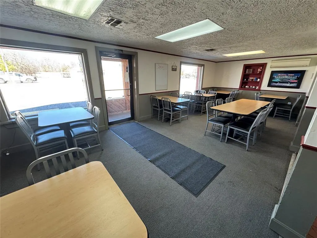 Photo 4 — 293 E Ketchum Boulevard, Ketchum, OK 74349