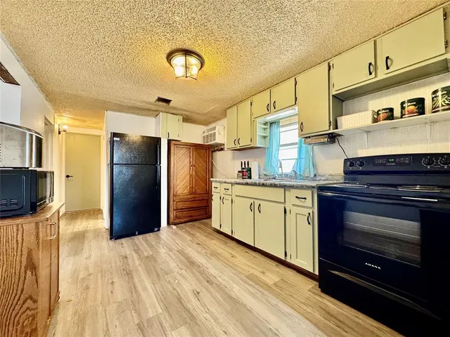 Photo 5 — 9900 N 2406 Road, Weatherford, OK 73096