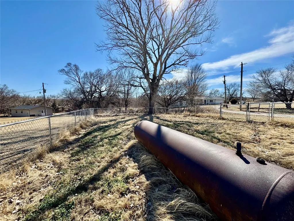 Photo 17 — 9900 N 2406 Road, Weatherford, OK 73096