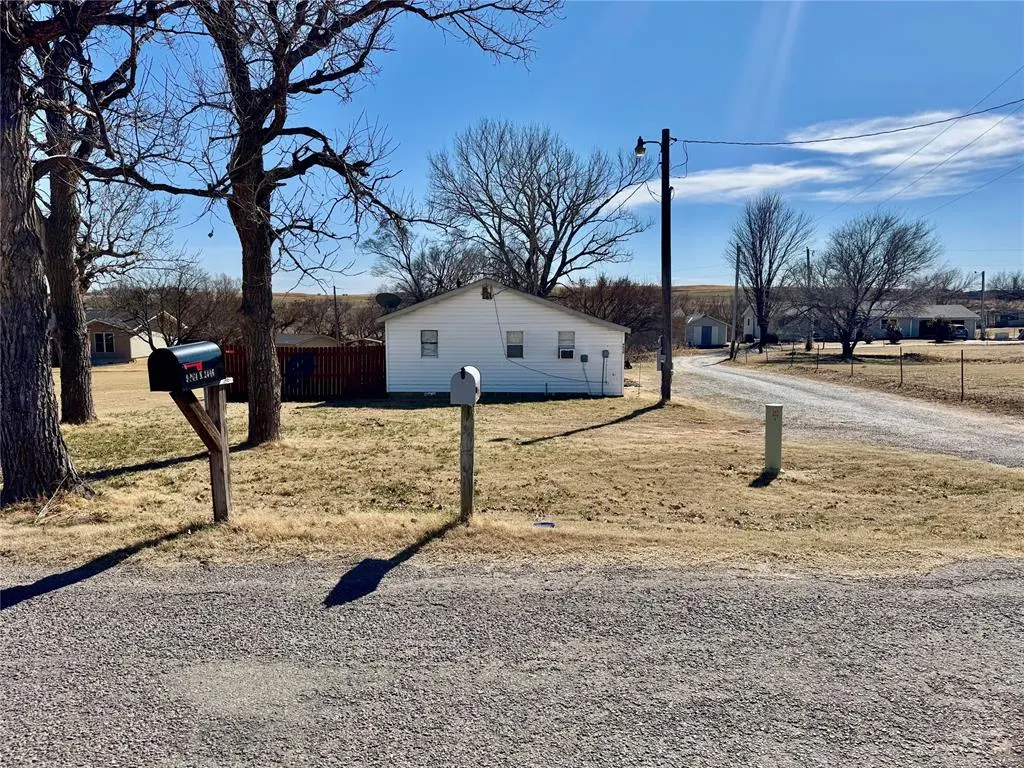 Photo 21 — 9900 N 2406 Road, Weatherford, OK 73096