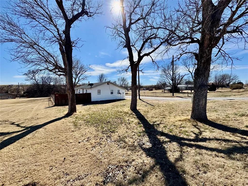 Photo 22 — 9900 N 2406 Road, Weatherford, OK 73096