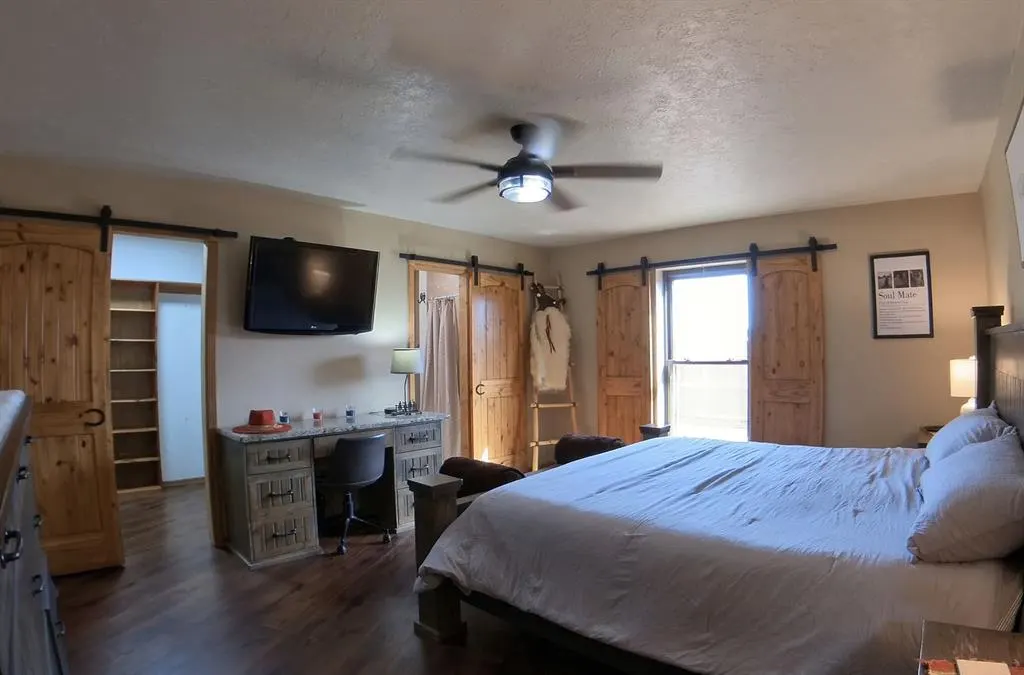 Photo 11 — 2603 Springhill Road, Clinton, OK 73601