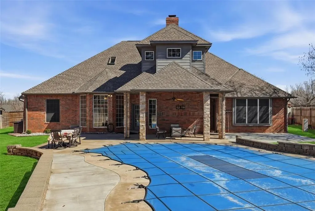 Photo 17 — 9817 Horseshoe Road, Oklahoma City, OK 73162