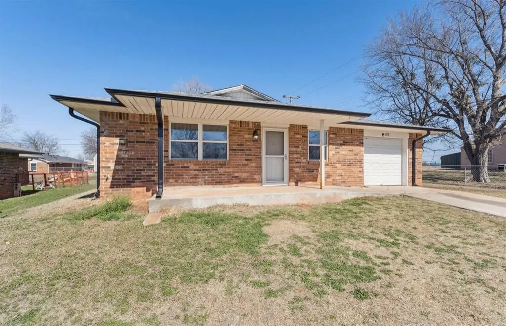 Photo 3 — 408 E Salter Street, Asher, OK 74826
