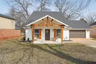 Sold home at 703 Rolling Meadow Drive