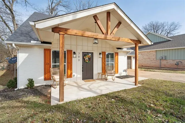 Photo 2 — 703 Rolling Meadow Drive, Noble, OK 73068
