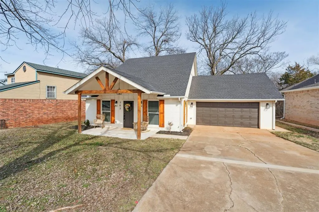 Photo 3 — 703 Rolling Meadow Drive, Noble, OK 73068