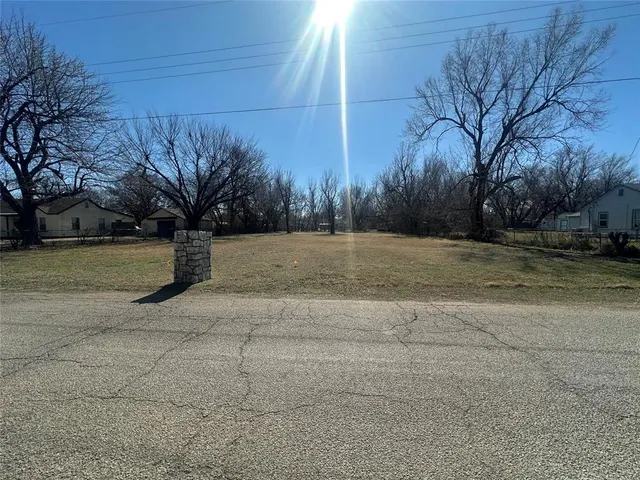 Photo 6 — 4012 Thomas Drive, Del City, OK 73115