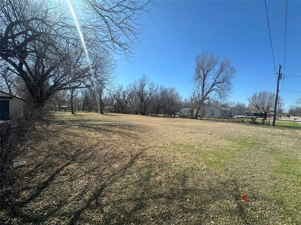 Photo 12 — 4012 Thomas Drive, Del City, OK 73115