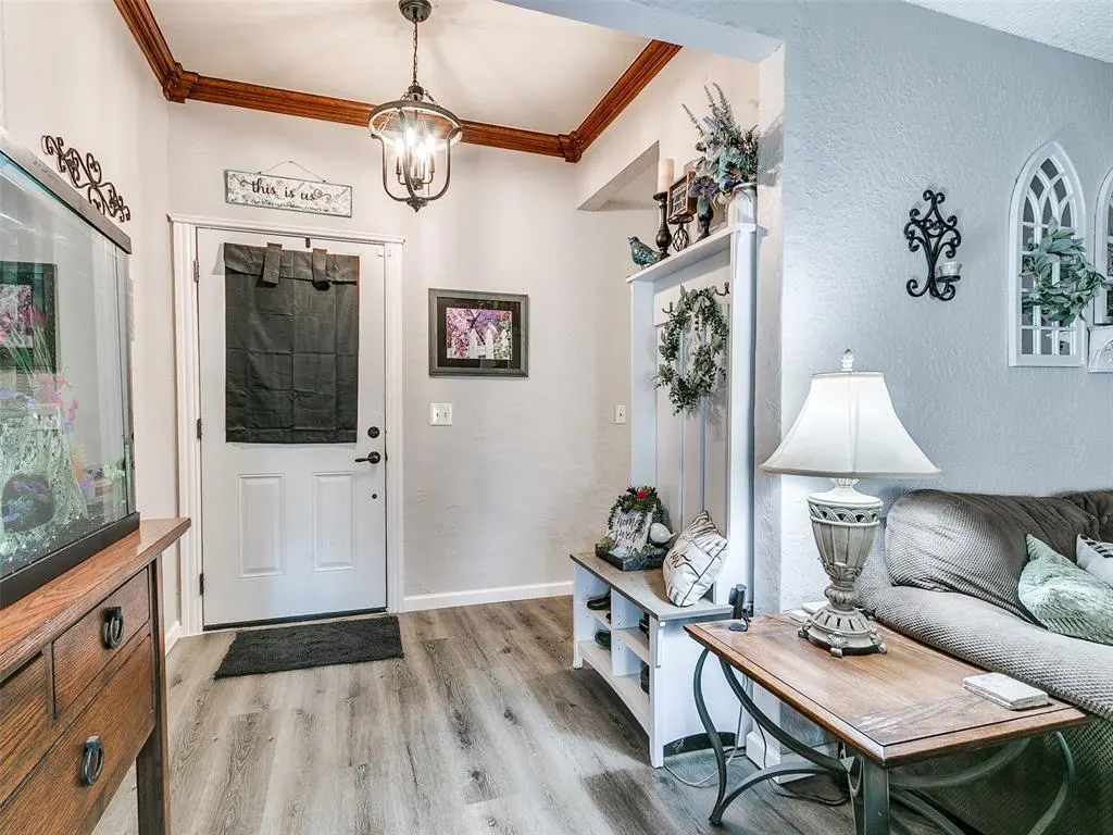 Photo 6 — 8001 Cinnamon Teal Drive, Oklahoma City, OK 73132