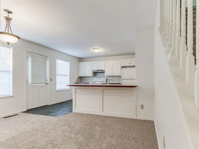 Photo 6 — 3230 Barley Court, Norman, OK 73072