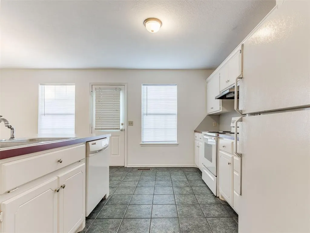 Photo 9 — 3230 Barley Court, Norman, OK 73072