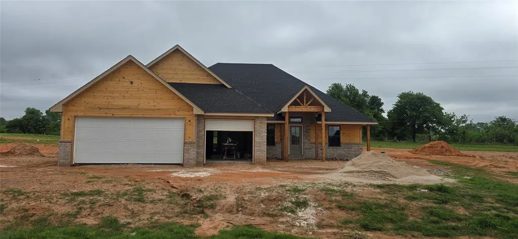 Photo 4 — 2450 Sierra Circle, Blanchard, OK 73010