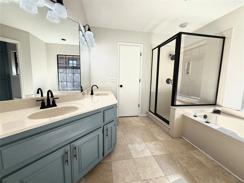 Photo 13 — 3705 Barwick Drive, Norman, OK 73072