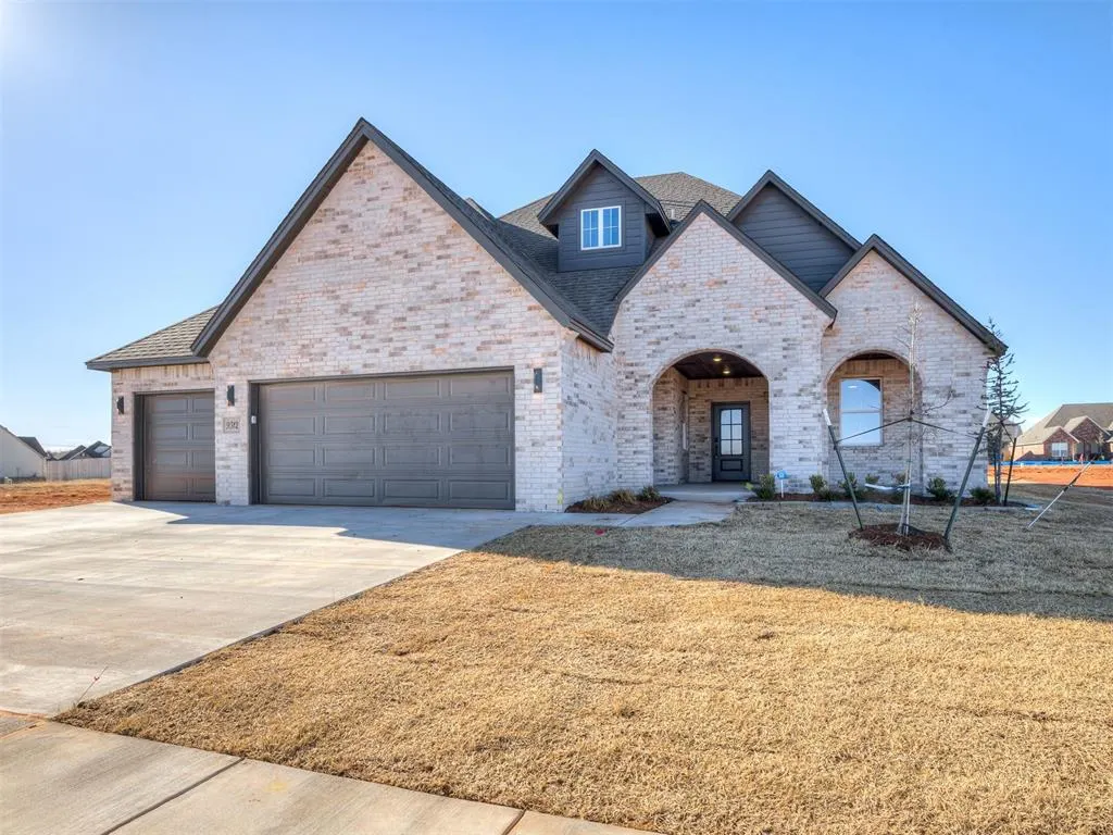 Photo 2 — 9312 NW 147th Terrace, Yukon, OK 73099