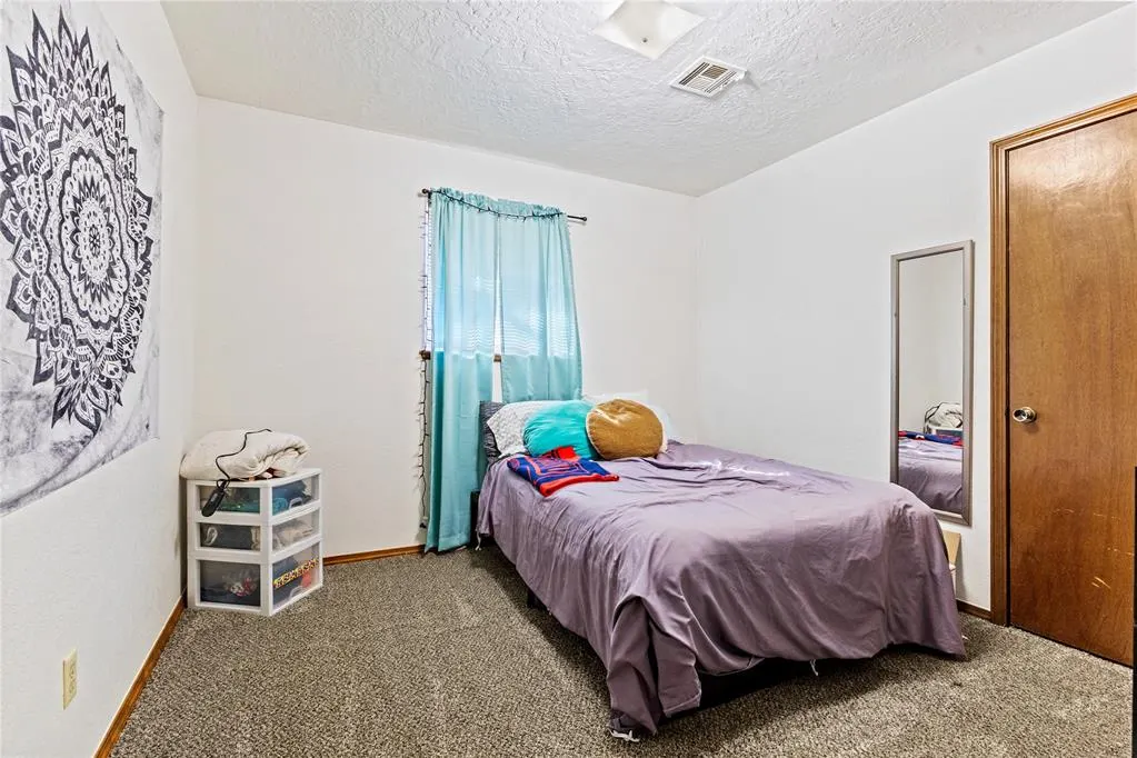 Photo 10 — 117 W McKormic Drive, Weatherford, OK 73096