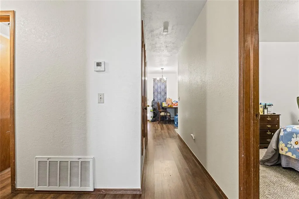 Photo 21 — 117 W McKormic Drive, Weatherford, OK 73096