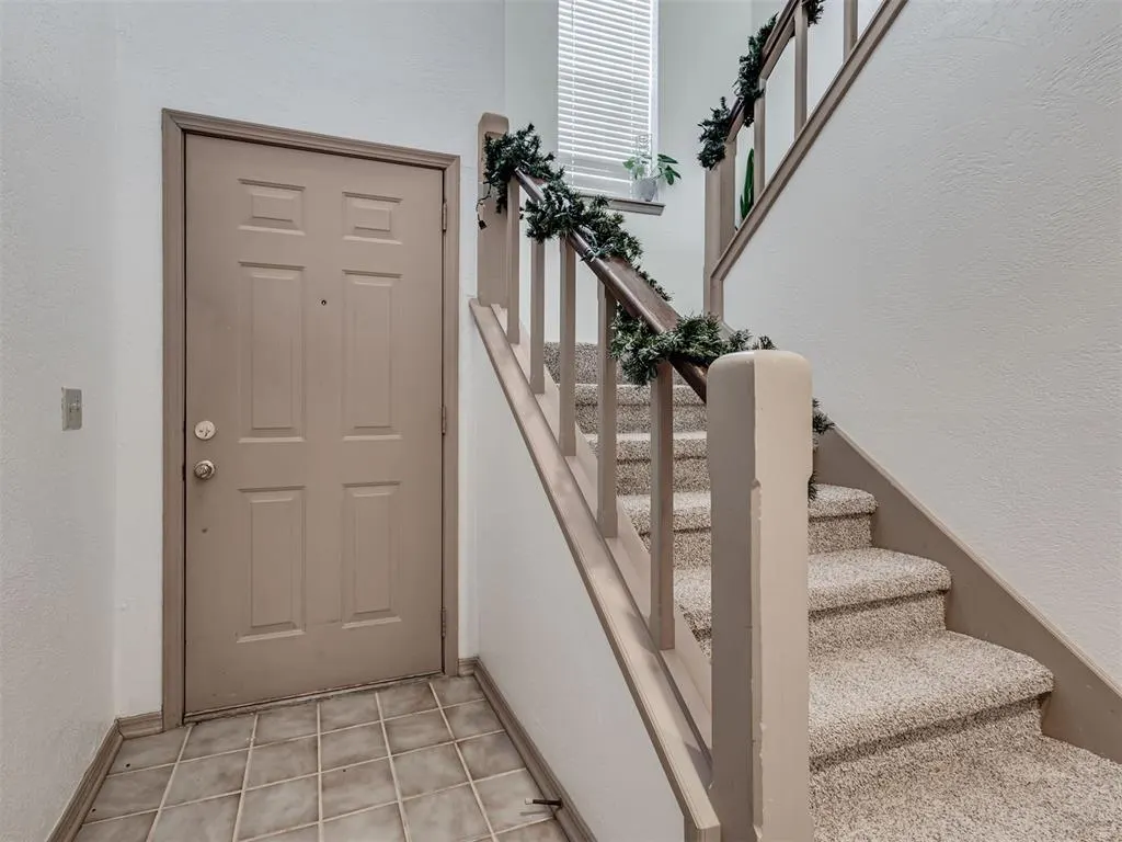 Photo 3 — 2610 Featherstone Road, Oklahoma City, OK 73120