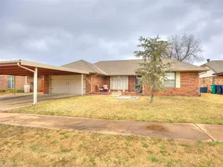 Sold home at 2621 SW 90th Street