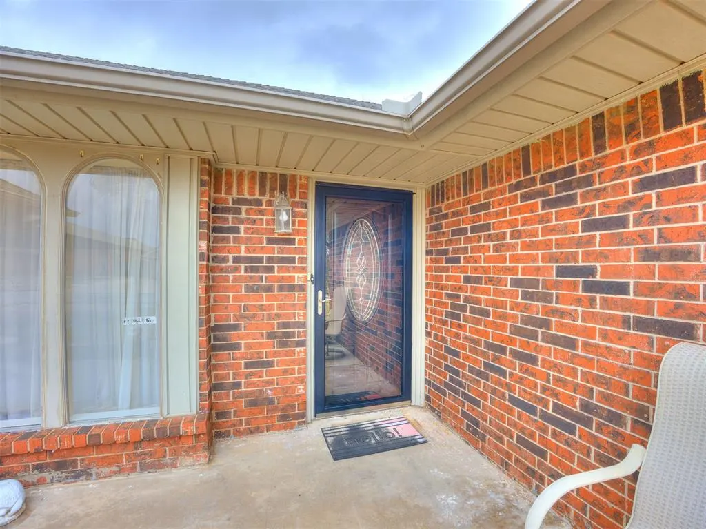 Photo 5 — 2621 SW 90th Street, Oklahoma City, OK 73159