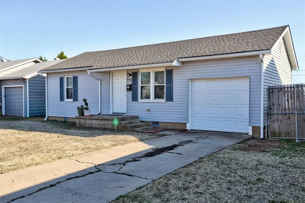 Photo 2 — 740 NW 87th Street, Oklahoma City, OK 73114