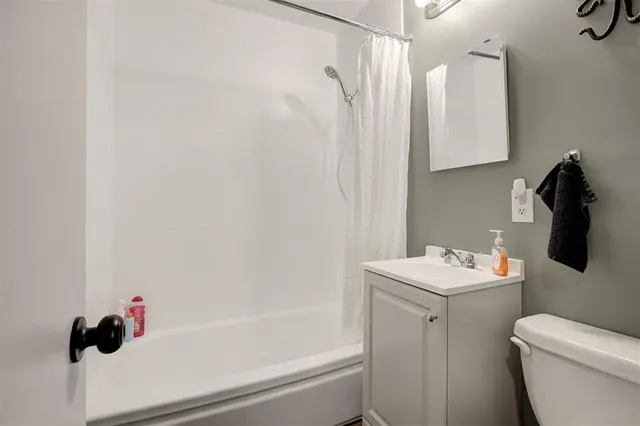 Photo 8 — 740 NW 87th Street, Oklahoma City, OK 73114