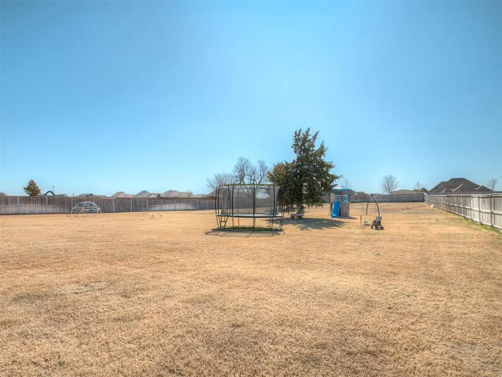 Photo 43 — 10101 Oakwood Drive, Edmond, OK 73025
