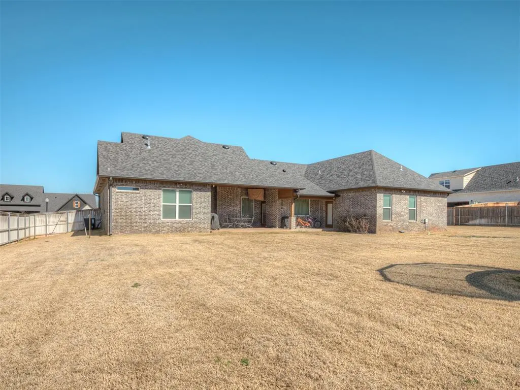 Photo 44 — 10101 Oakwood Drive, Edmond, OK 73025