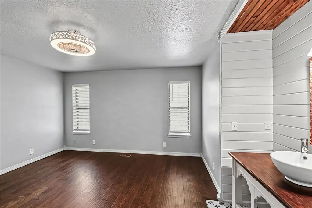 Photo 24 — 1010 Amy Way, Elk City, OK 73644