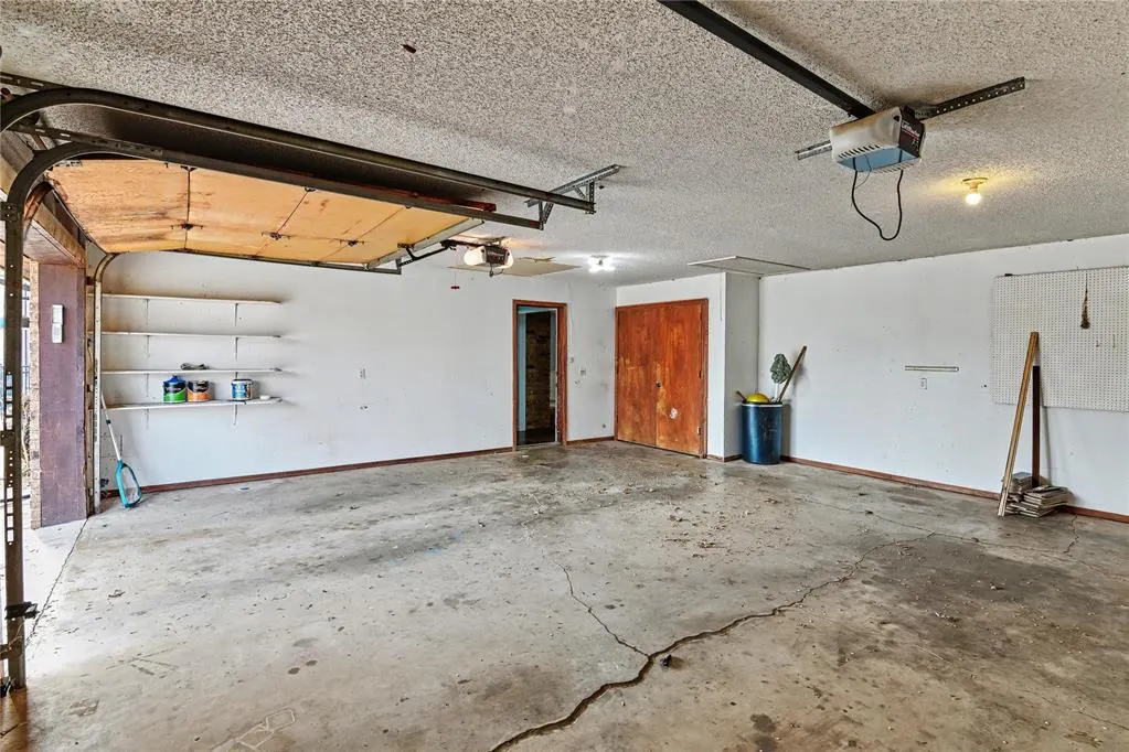 Photo 43 — 1010 Amy Way, Elk City, OK 73644