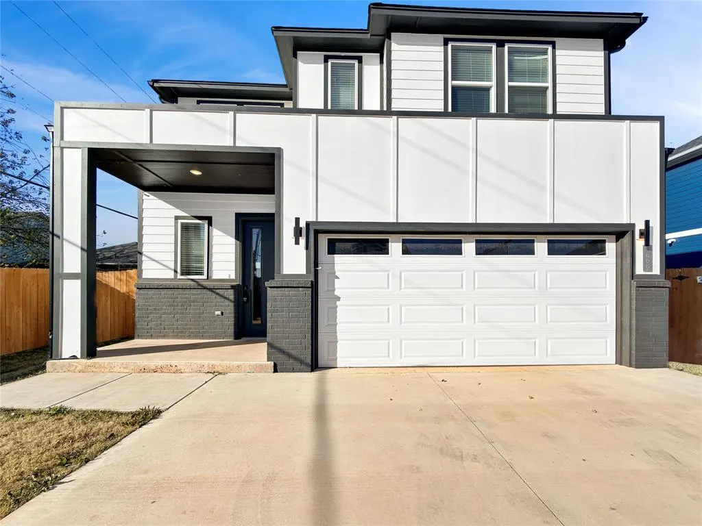 Front exterior — 2608 Crescent Avenue, Oklahoma City, OK 73120