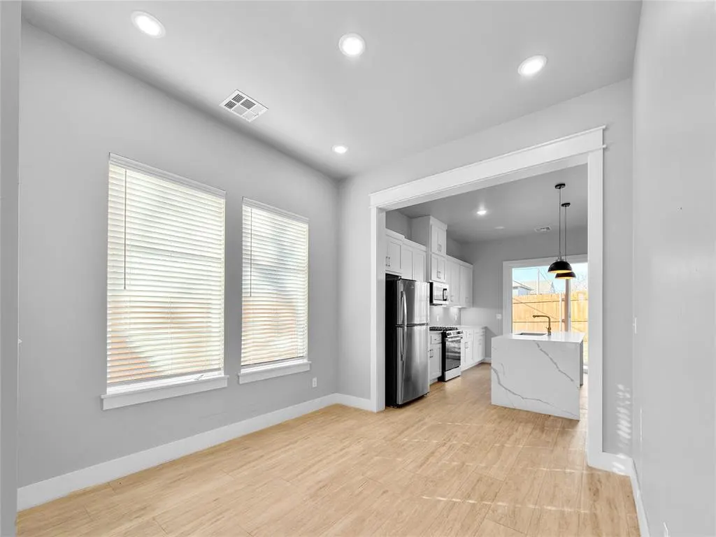 Photo 6 — 2608 Crescent Avenue, Oklahoma City, OK 73120