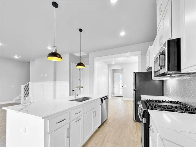 Photo 8 — 2608 Crescent Avenue, Oklahoma City, OK 73120
