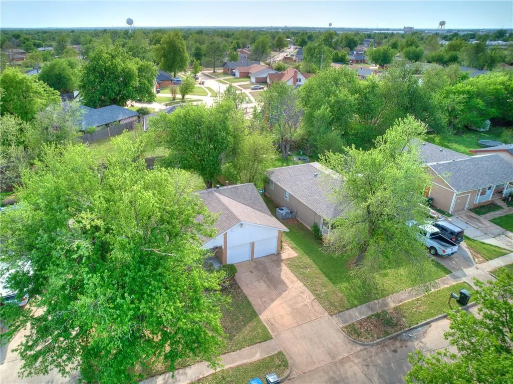 Photo 7 — 1626 N Crawford Avenue, Norman, OK 73069