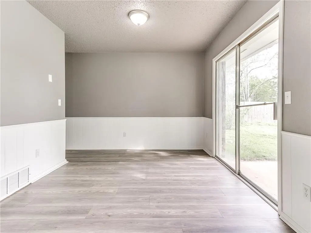 Photo 11 — 1626 N Crawford Avenue, Norman, OK 73069
