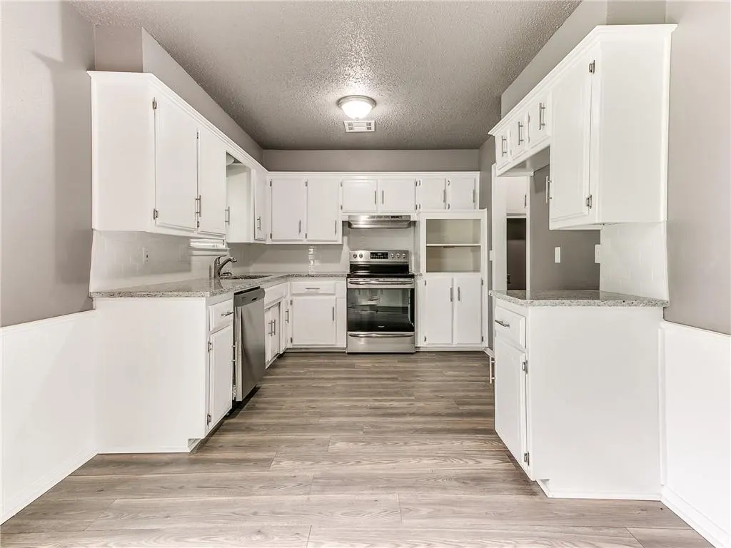 Photo 12 — 1626 N Crawford Avenue, Norman, OK 73069