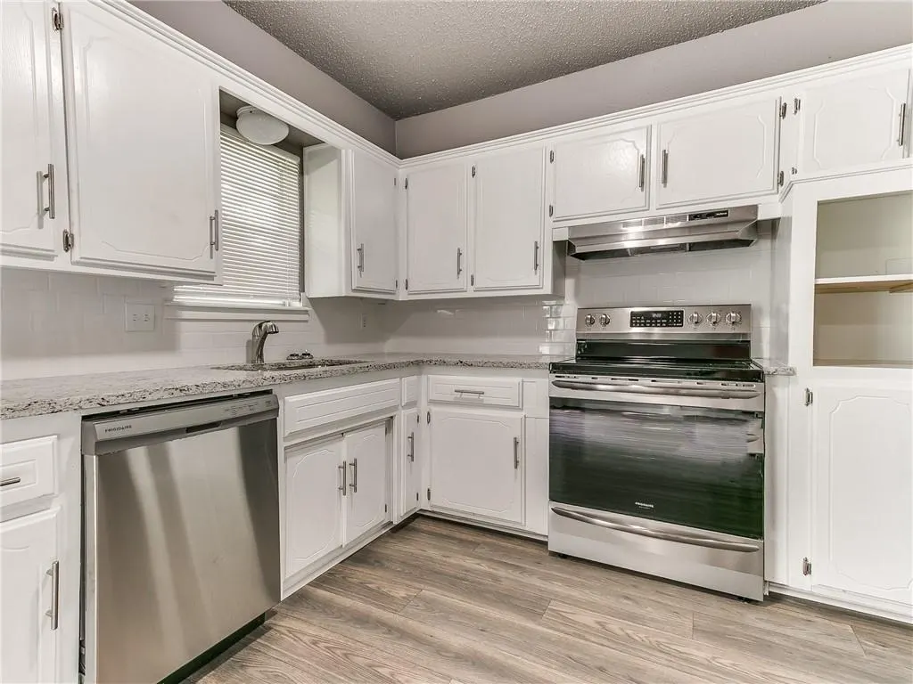 Photo 13 — 1626 N Crawford Avenue, Norman, OK 73069
