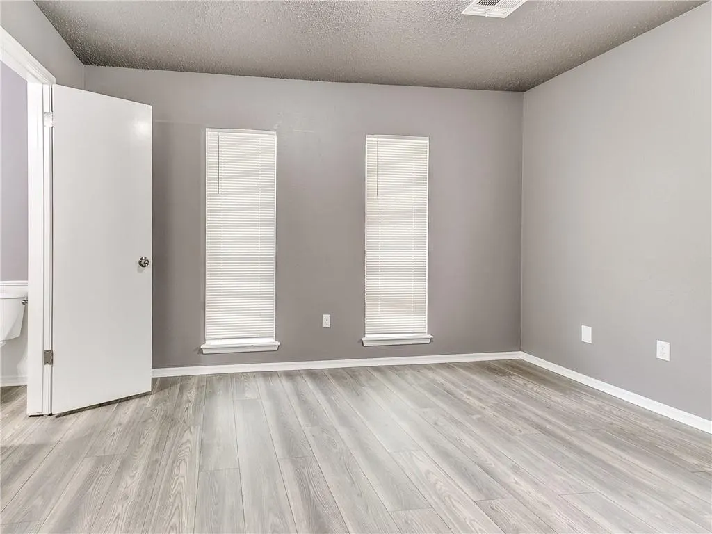 Photo 24 — 1626 N Crawford Avenue, Norman, OK 73069