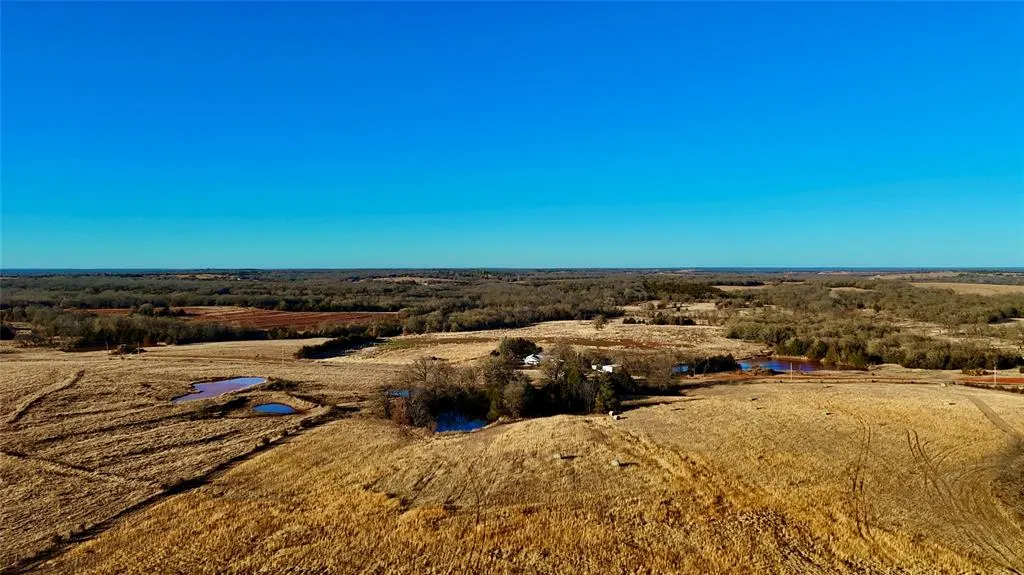 Photo 7 — 2 Wilshire Road, McLoud, OK 74851