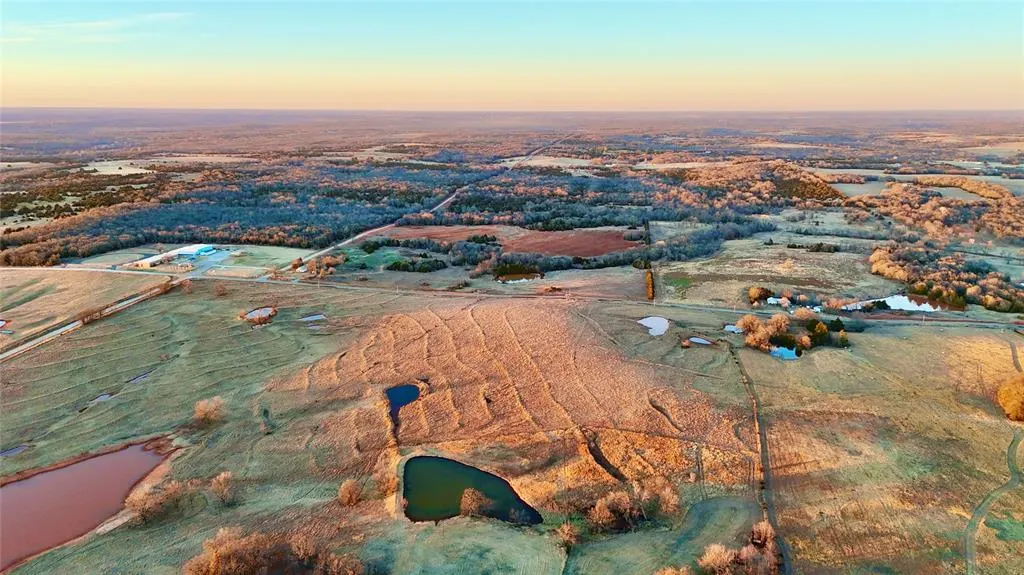Photo 10 — 2 Wilshire Road, McLoud, OK 74851