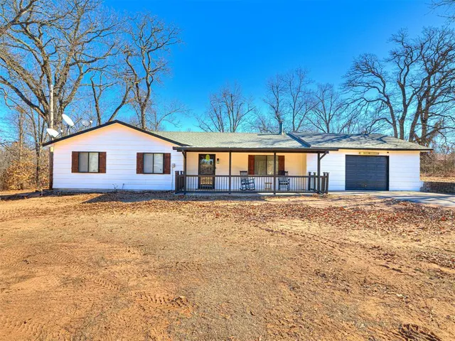 Front exterior — 16004 April Drive, Newalla, OK 74857