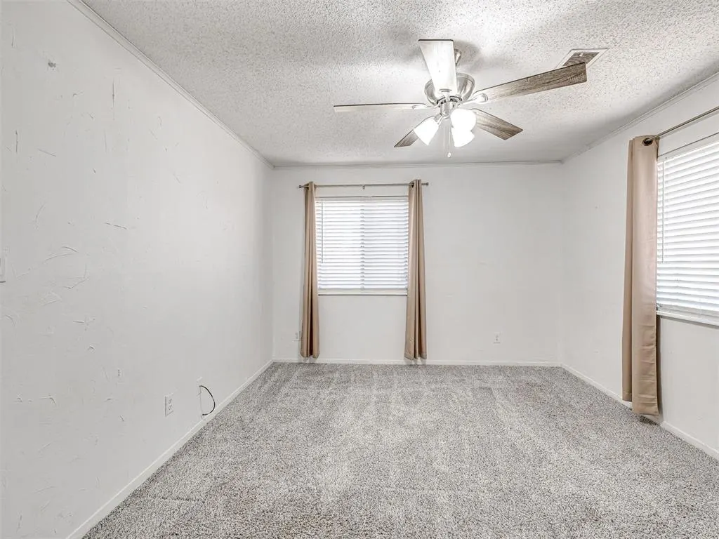 Photo 7 — 16004 April Drive, Newalla, OK 74857